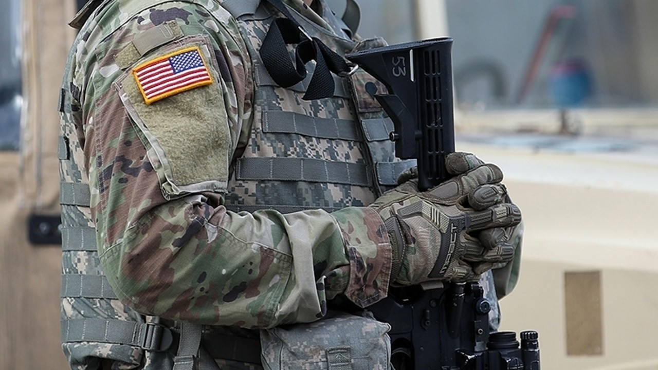 İran: Asker gönderebilirler, geri dönmelerine biz karar veririz