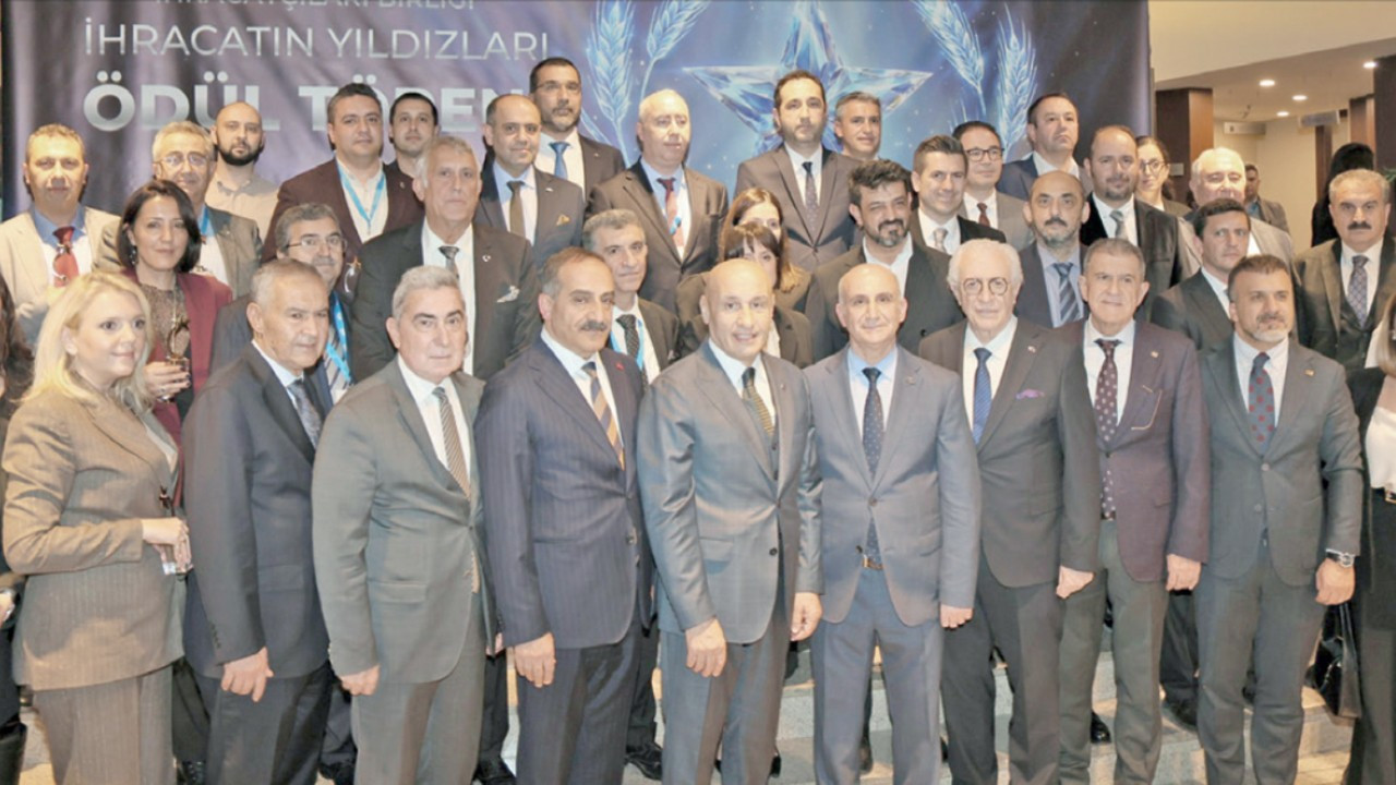 Gültepe: İhracatta ilk 10 hedefi için dönüşüm şart