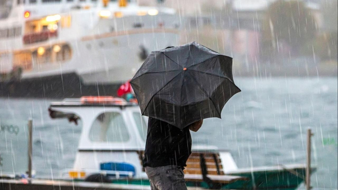 Yurt genelinde sağanak alarmı: Fırtına ve kuvvetli yağış bekleniyor