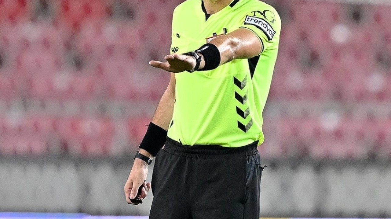 Fenerbahçe-Beşiktaş ve Trabzonspor-Galatasaray derbilerinin hakemleri açıklandı