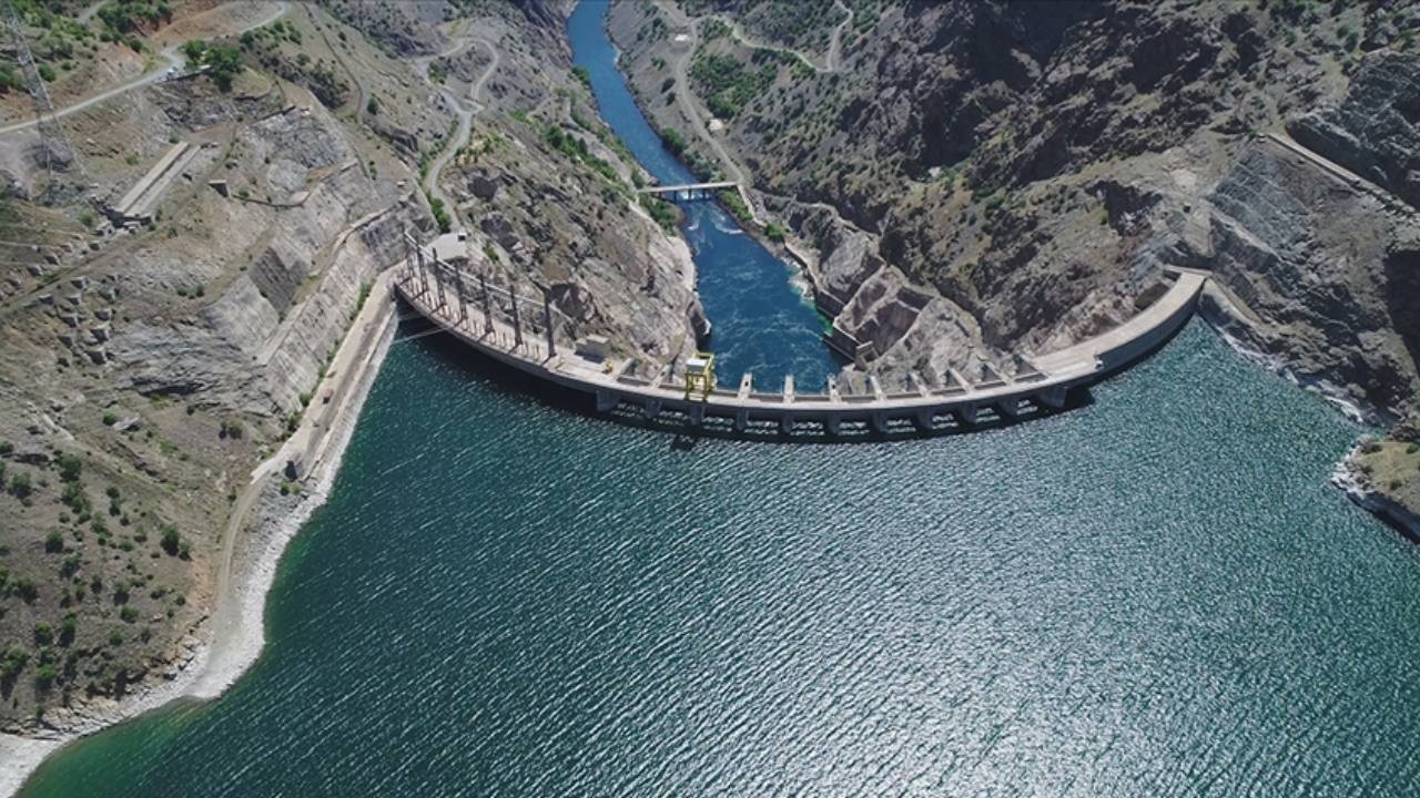 Yağışlar HES'leri uçurdu: Üretim rekor seviyeye yükseldi