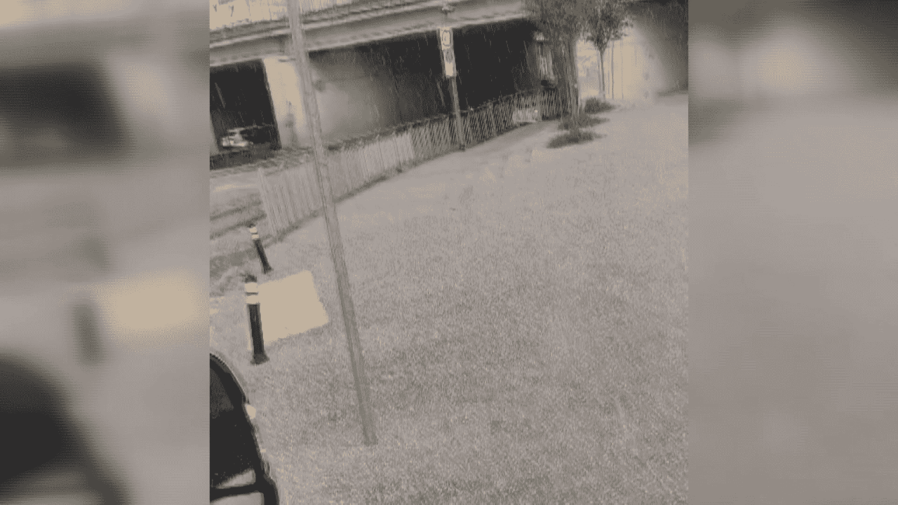 İstanbul'da dolu sürprizi: Ortalık beyaza büründü