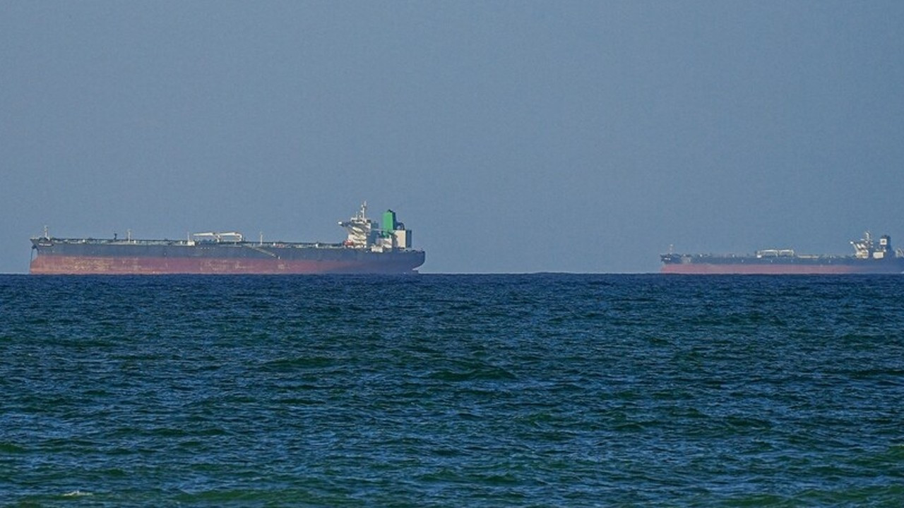 ABD: İran petrolü satış izni uzatılmayacak