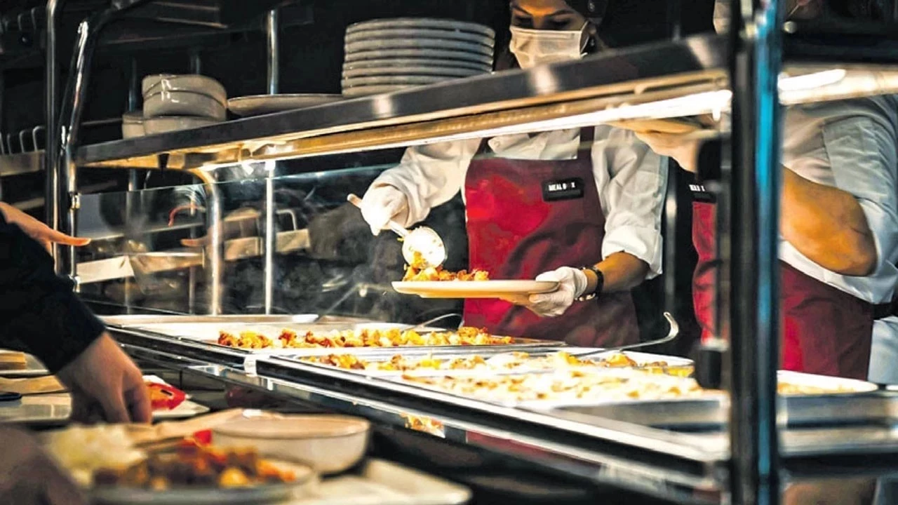 Hizmet sektöründe toparlanma sinyali: Şubatta yıllık artış yüzde 2,3