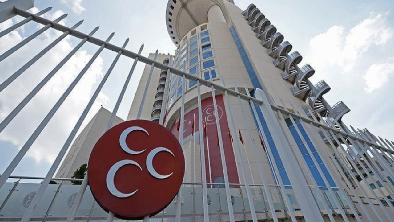MHP Genel Merkezi 2 ilçe teşkilatının feshetti