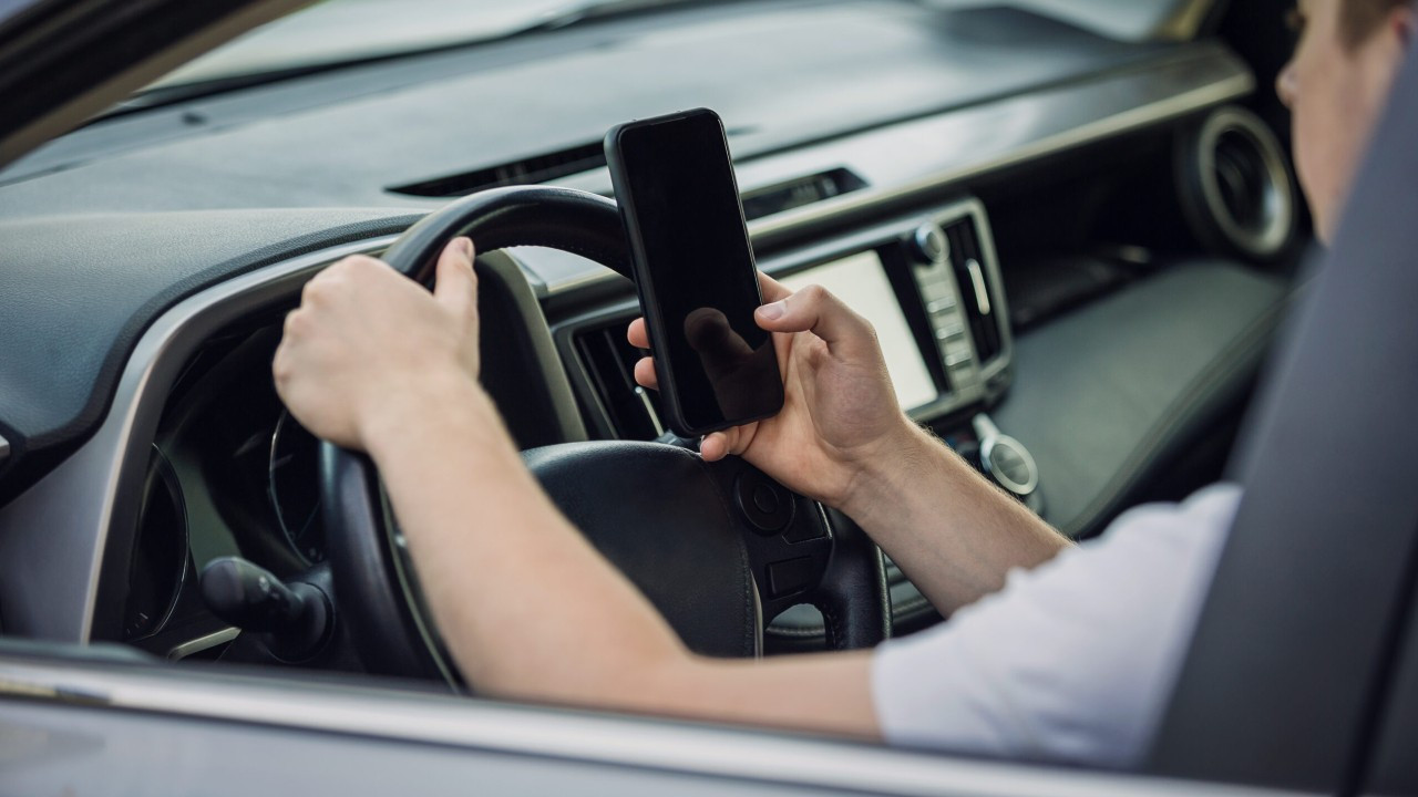 Yüksek benzin fiyatları sürücüleri vurdu: Paylaşımlı yolculukta kontak kapandı