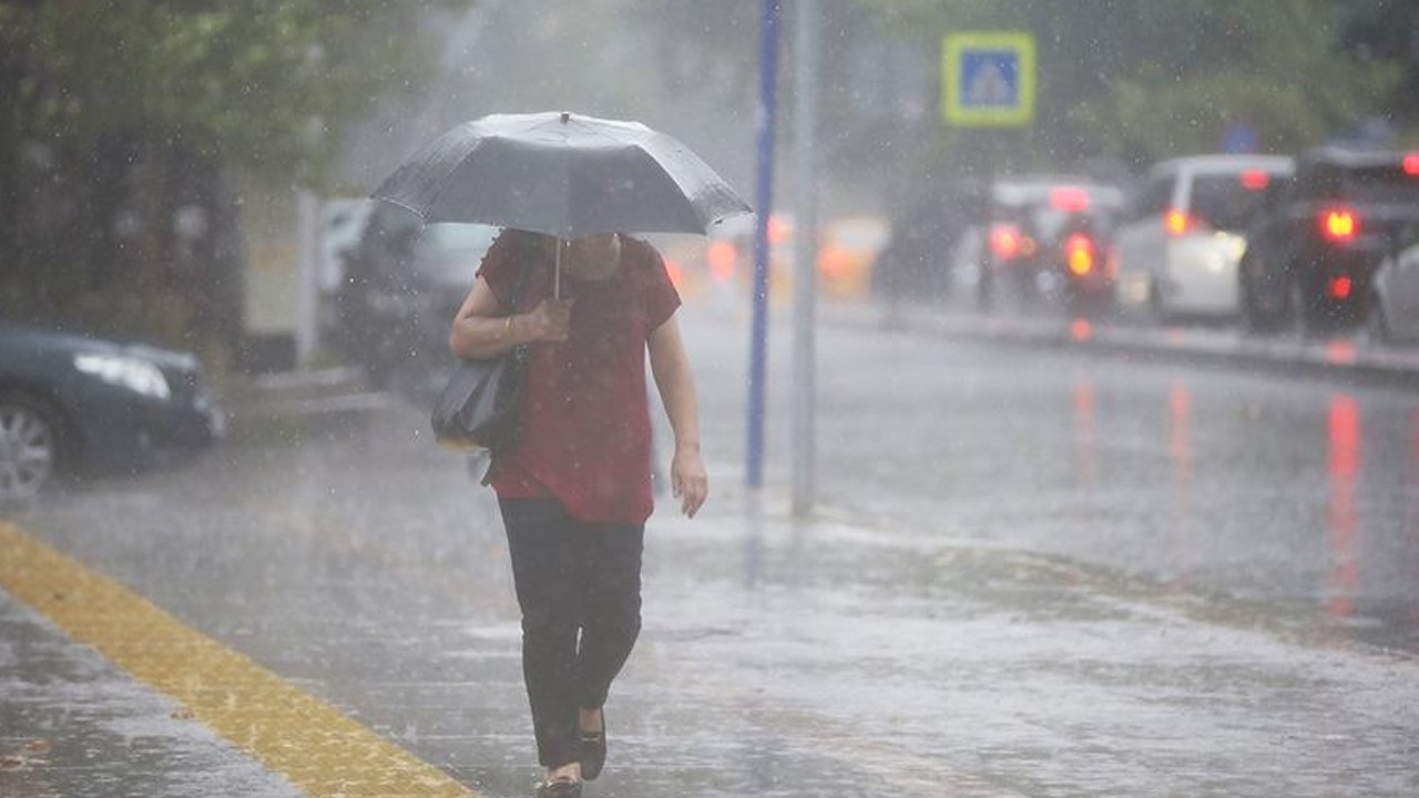 Valilik saat verdi: İstanbul için yağış uyarısı