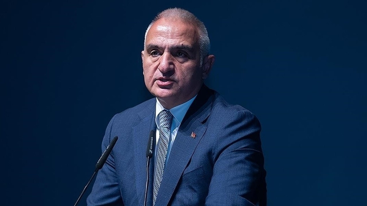 Bakan Ersoy'dan 23 Nisan mesajı