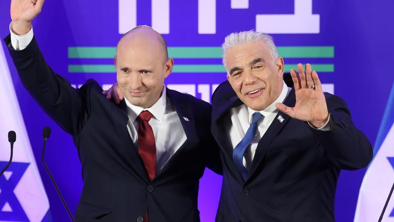 İsrail'de eski başbakanlar Netanyahu'ya karşı ittifak kurdu