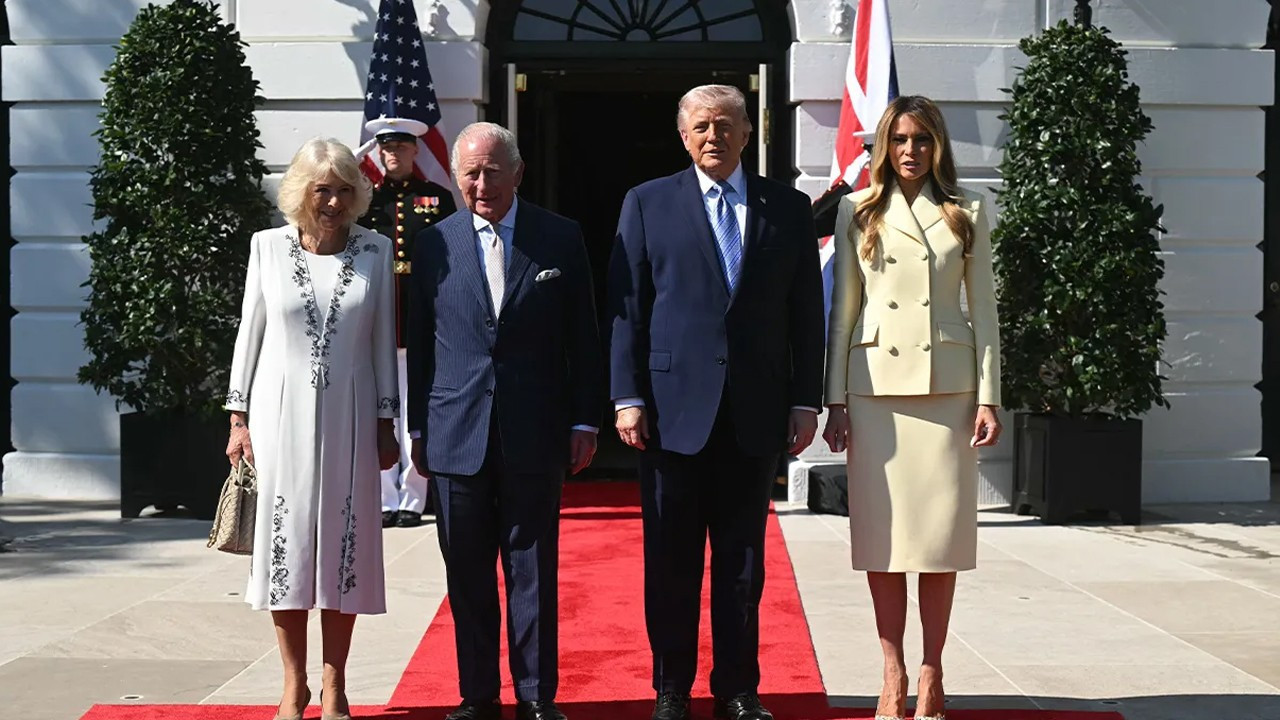 Trump, İngiltere Kralı 3. Charles'ı resmi törenle karşıladı