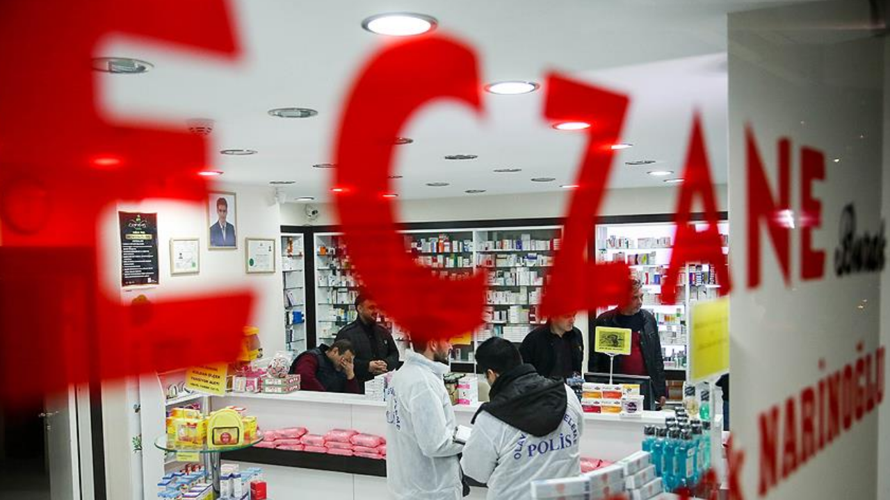 Cumartesi günleri eczaneler açık mı, kapalı mı?