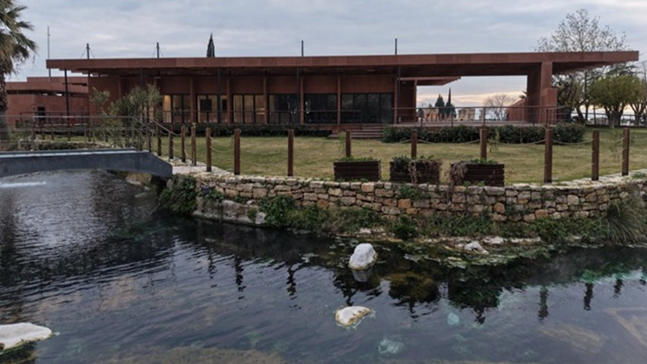 Pamukkale’nin yanında antik kente yeni düzen! Hierapolis’te karşılama merkezleri tamamlandı