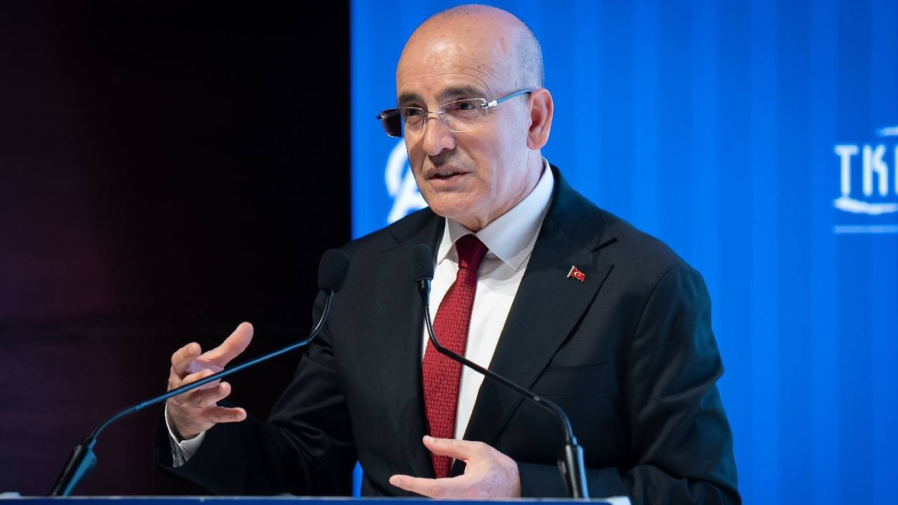 Şimşek: Büyümede İvme Kaybı Riski Var, Program Devam Ediyor