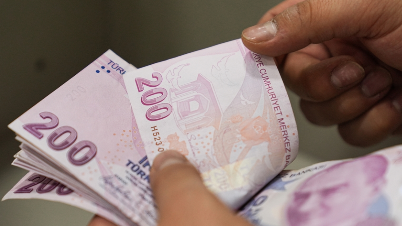 AÇIKLANDI! Emekli bayram ikramiyesi ne zaman hesaplara yatacak?