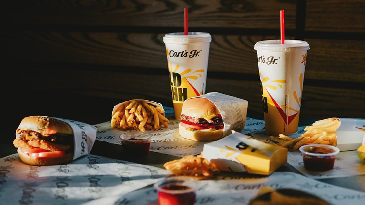 ABD'li burger devi Carl's Jr.'ın ortağı iflas etti: 49 şube kapanıyor