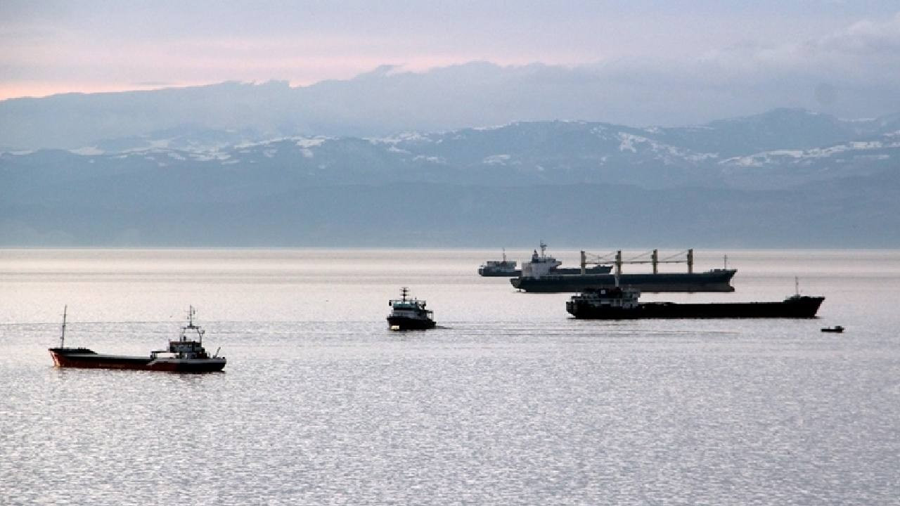 Karadeniz'de Türk gemisine saldırı! Bakanlıktan ilk açıklama