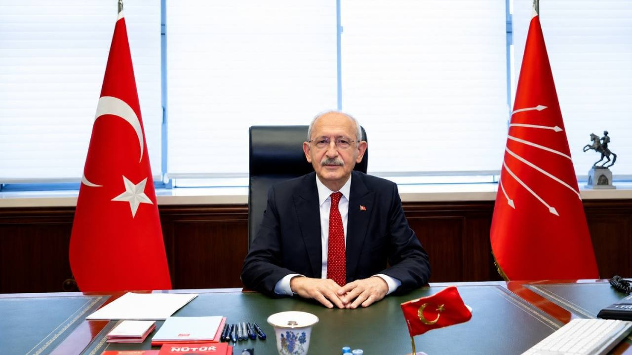 Kemal Kılıçdaroğlu 2,5 yıl sonra yeniden CHP Genel Merkezi'nde
