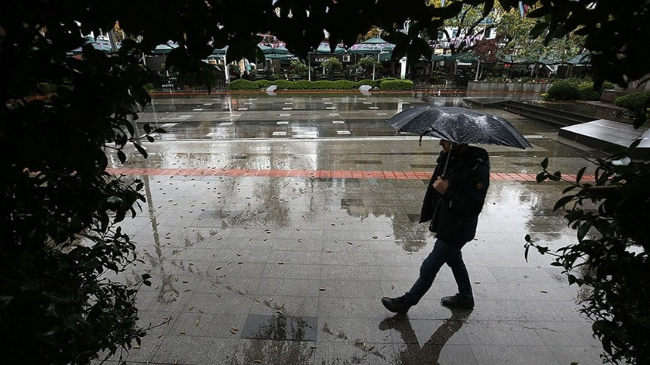 Meteoroloji'den Karadeniz'e uyarı: Kuvvetli sağanak bekleniyor