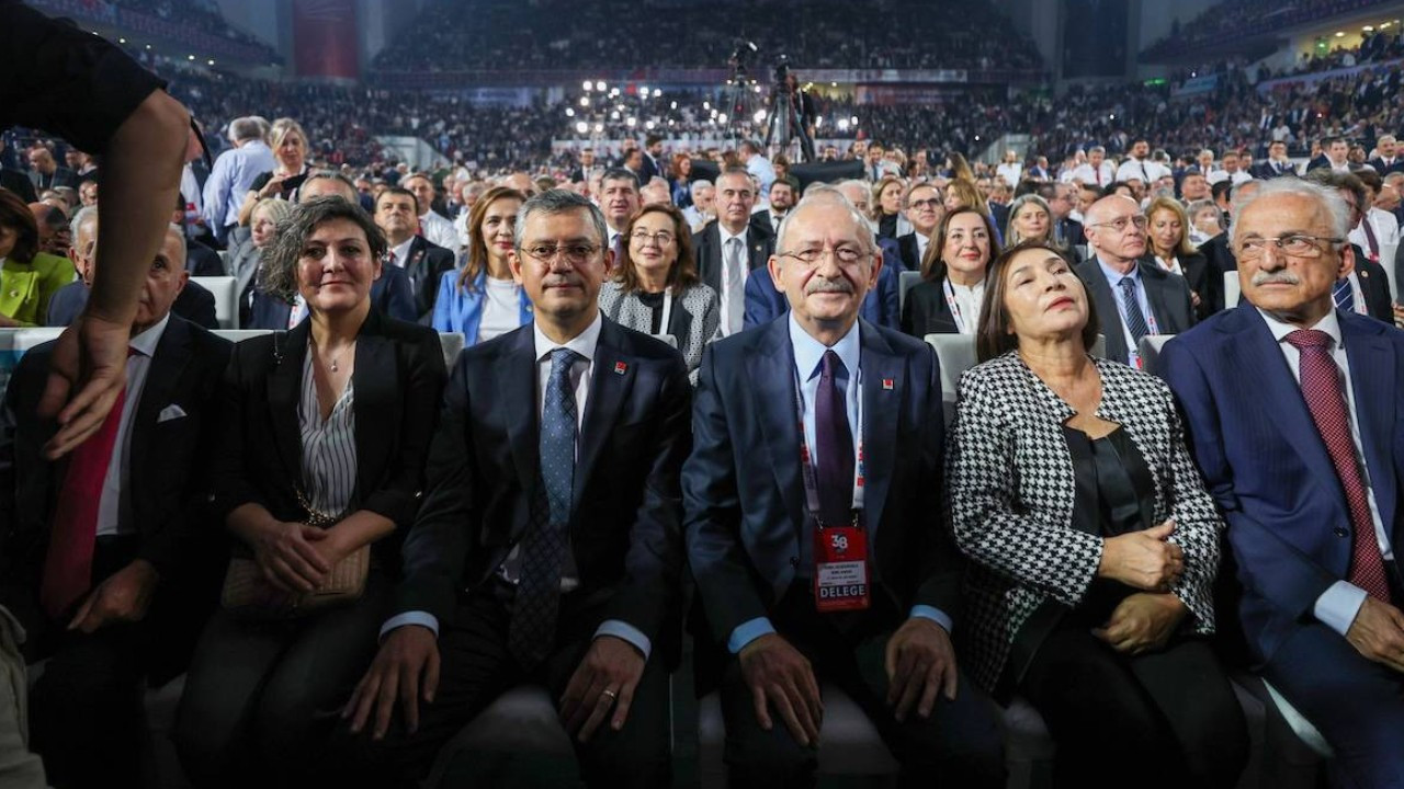 CHP'nin 38. kurultayına ilişkin dava feragat nedeniyle reddedildi