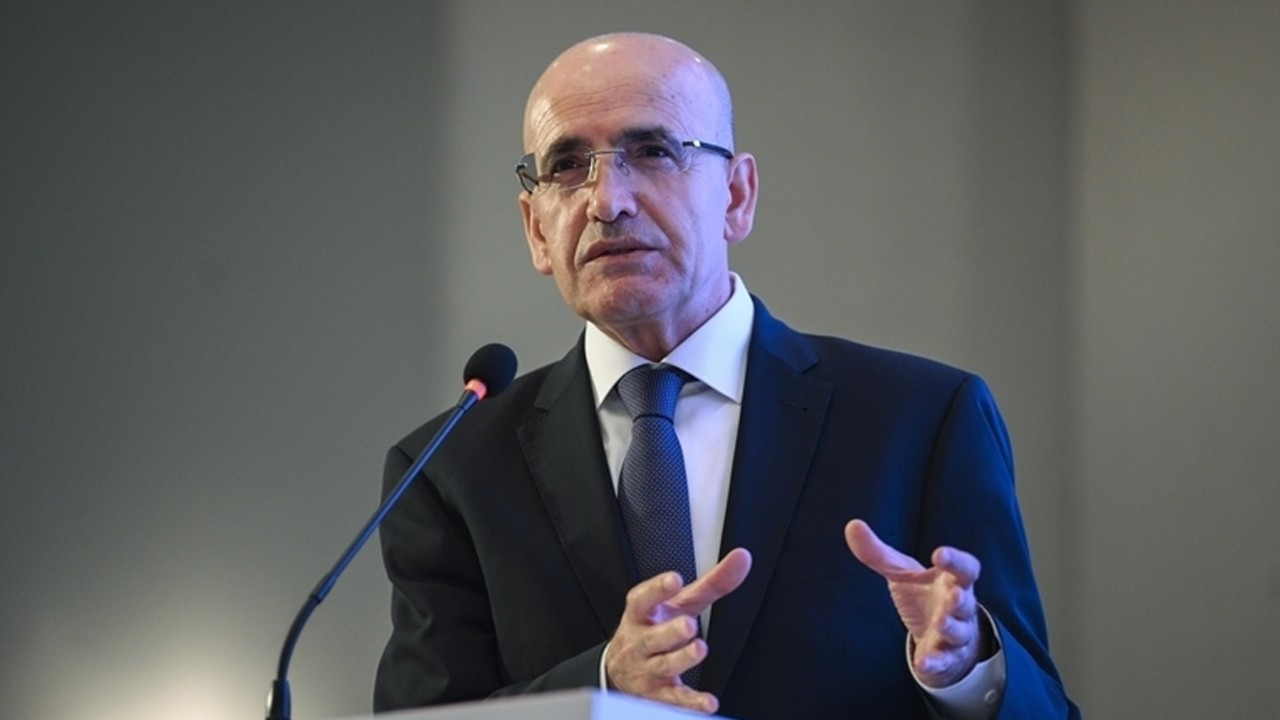 Bakan Şimşek'ten enflasyon mesajı: Savaşın en az 5 puanlık e