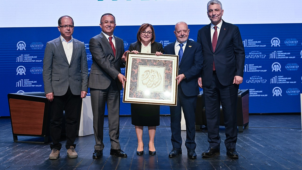 Ticaret Bakanı Bolat açıkladı: Türk bankaları Suri