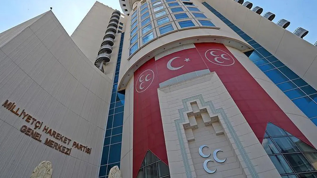 MHP Manisa İl Teşkilatı Feshedildi, Nurullah Savaş Yeni İl Başkanı Olarak Atandı