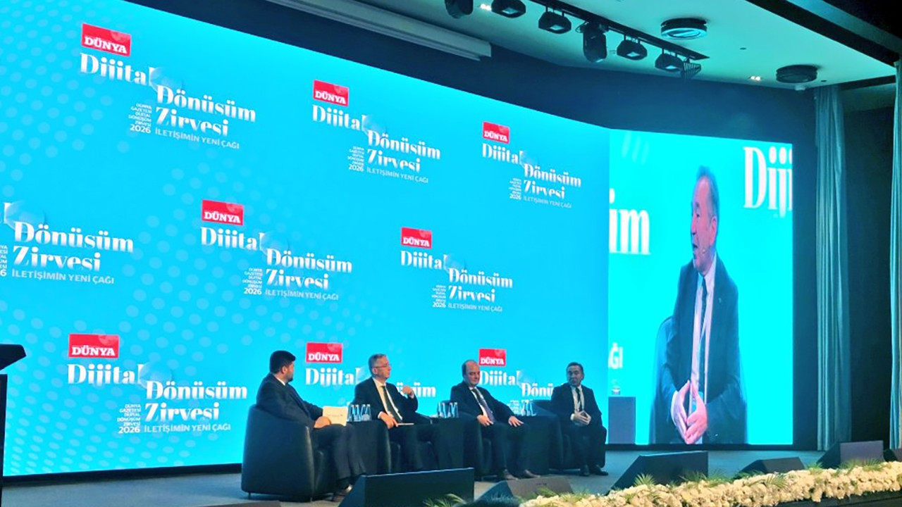 İş dünyası ve teknoloji liderleri Dijital Dönüşüm Zirvesi'nde bir araya geldi