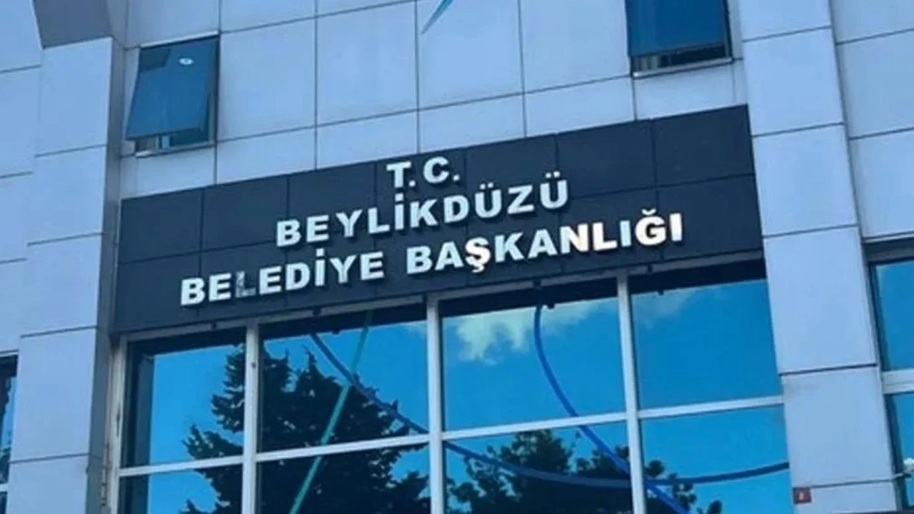 Beylikdüzü Belediyesi'ne iskan operasyonu: 27 kişi gözaltına alındı