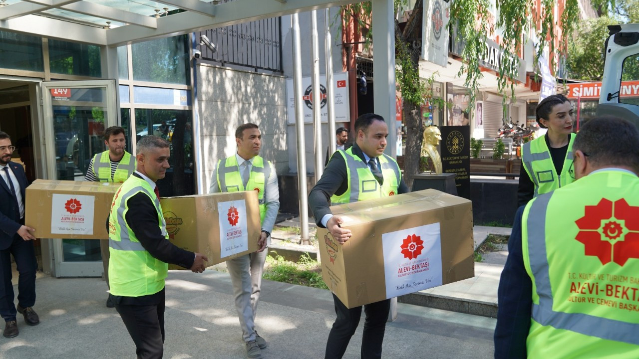 61 noktada aşure kazanları kaynayacak