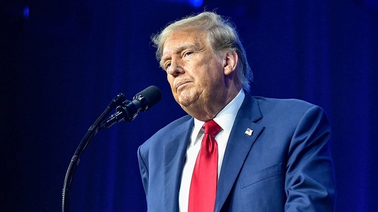 Trump, "İran'a 300 milyar dolar verilecek" iddiasını reddetti