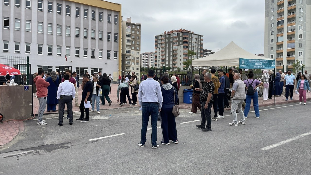 YKS'de ikinci gün heyecanı: AYT ve YDT bugün yapılacak