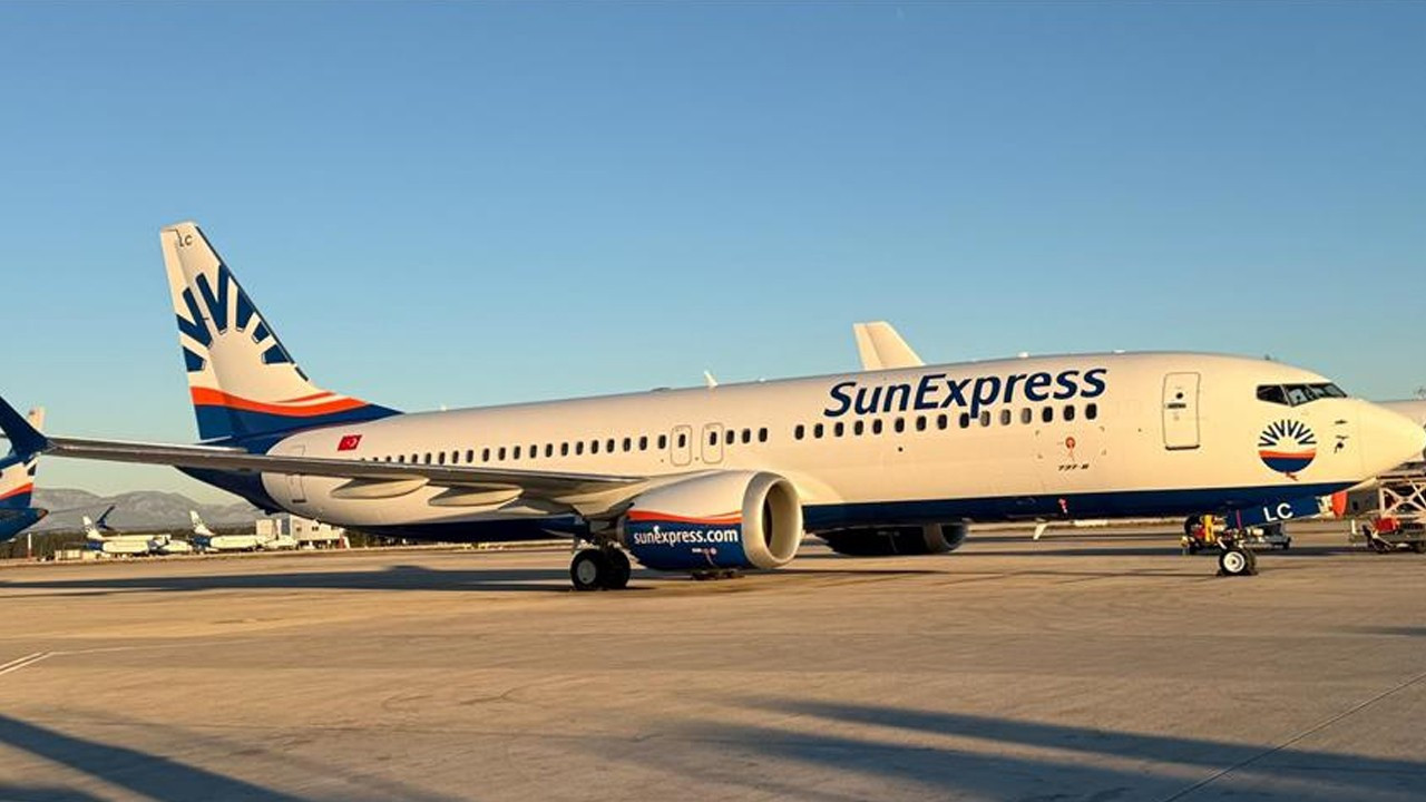 SunExpress uçağında korkutan olay: Gaziantep’e indikten sonra lastiği patladı