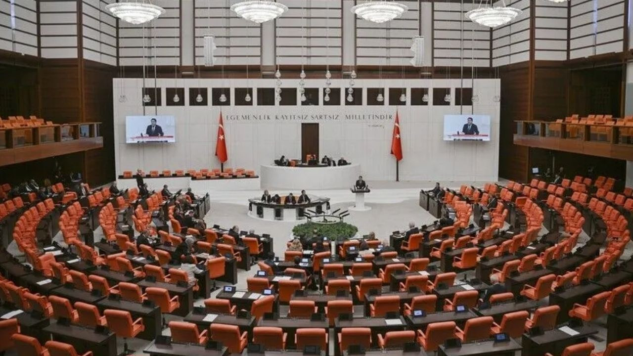 12. YARGI PAKETİ SON DURUM: Yeni yargı paketi TBMM Genel Kurul'da kabul edildi mi, yasalaştı mı?