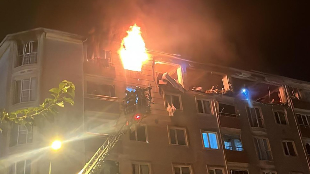 Tekirdağ'da bir apartmanda patlama: Ölü ve yaralılar var