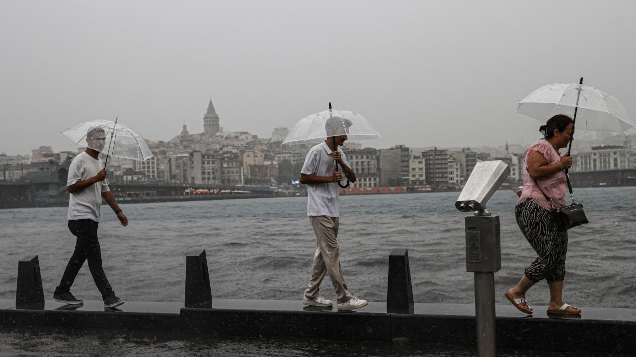 İstanbul dahil birçok il için uyarı yapıldı: Kuvvetli sağanak geliyor