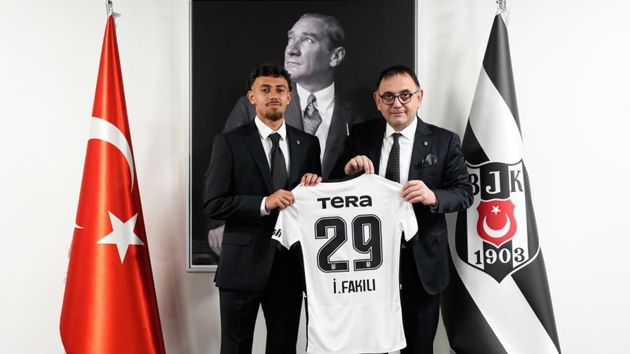Beşiktaş, İlhan Fakılı ile 4 yıllık sözleşme imzaladı