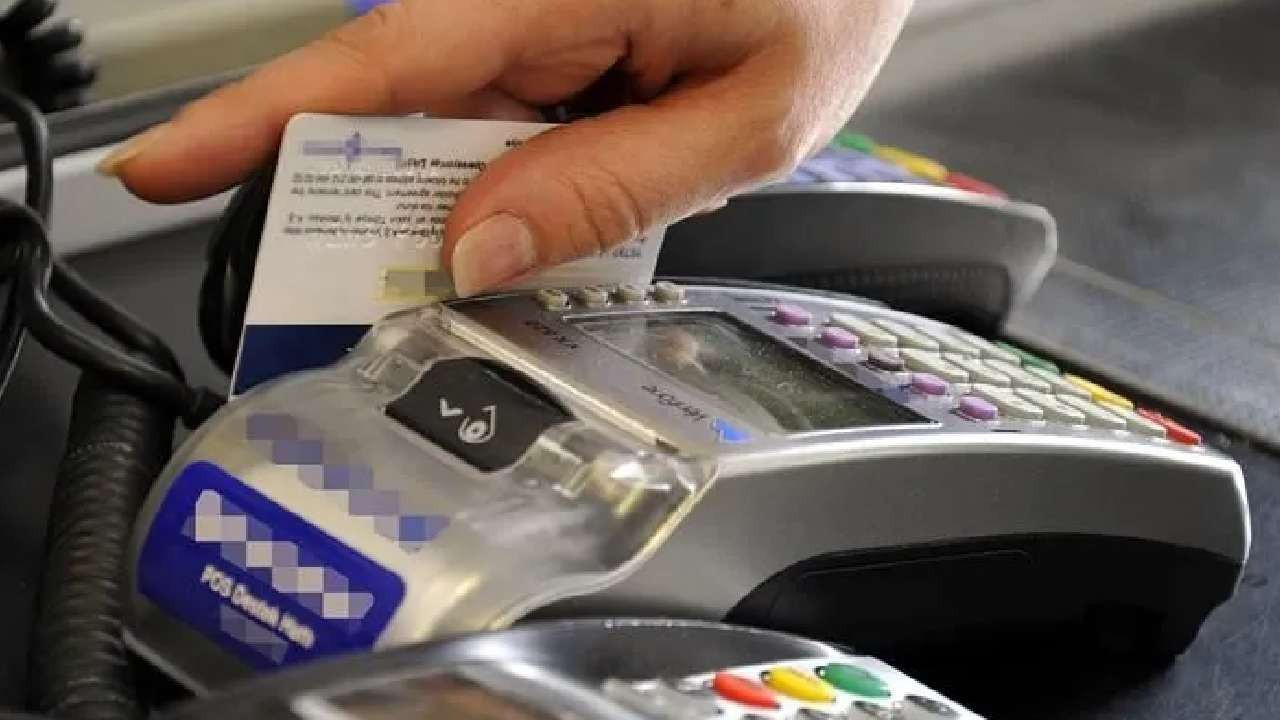 Kredi kartı aidatlarına yüzde 70 zam! İade isteyene harcama şartı, taahhüt ve puan teklifi