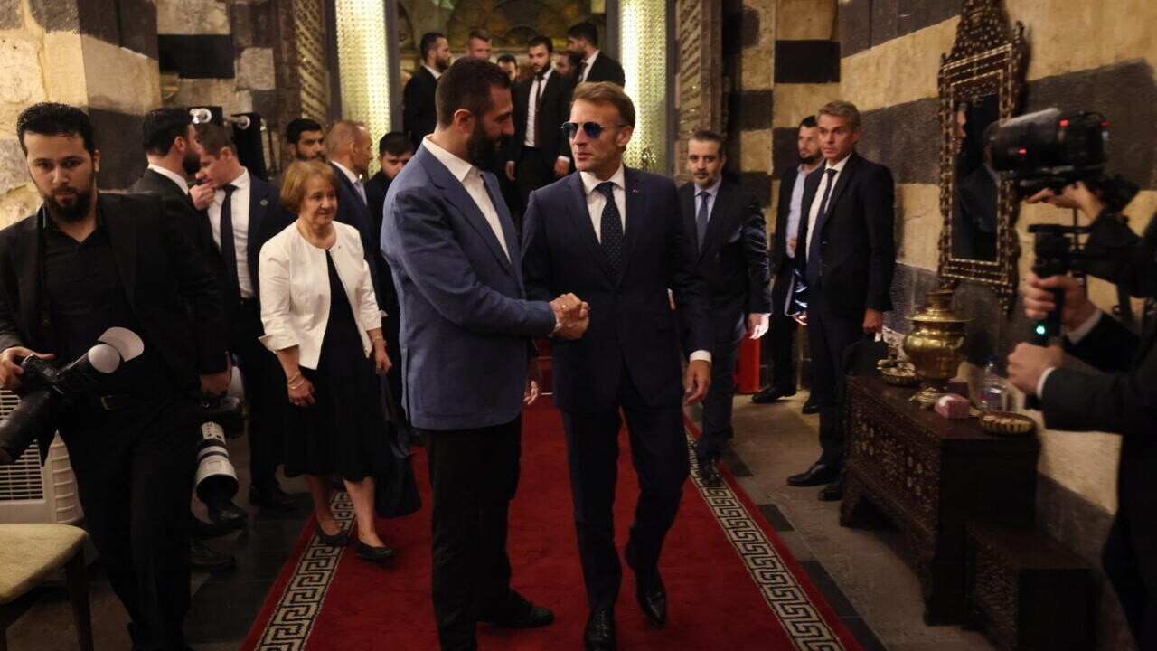 Macron'un Şam'da kaldığı otelin yakınlarında patlama