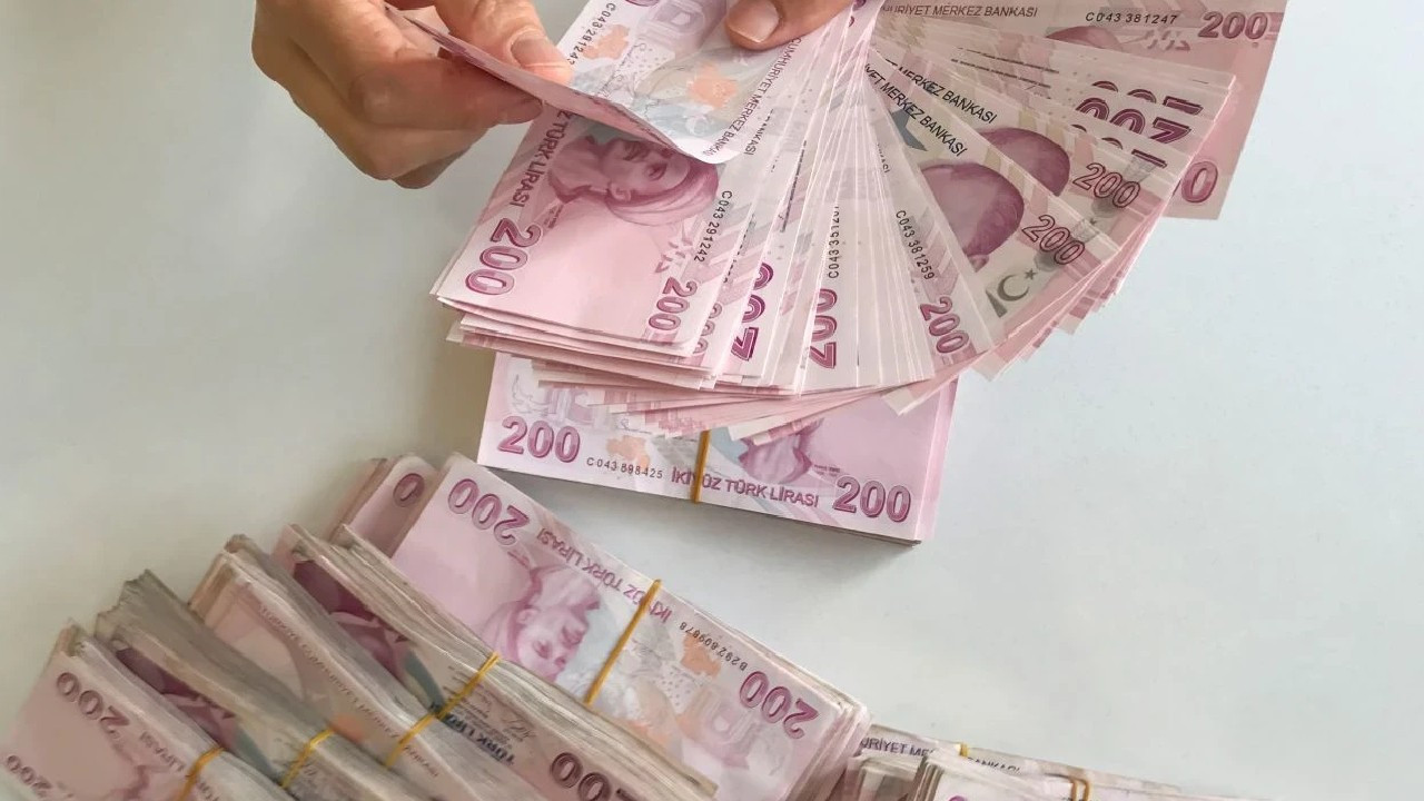 Bankalarda mevduat geriledi, kredi hacmi 26 trilyon lirayı aştı