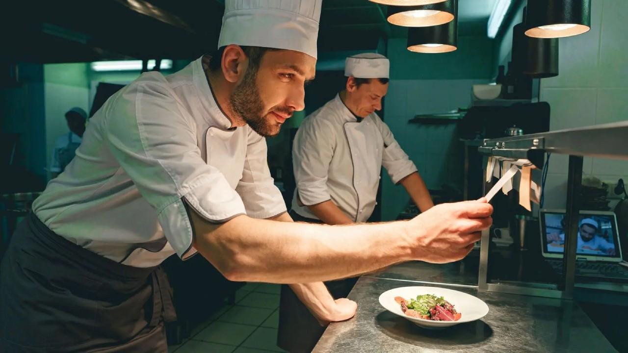 Milyonerlerin yeni tutkusu maaşları patlattı: 300 bin dolar kazandırıyor
