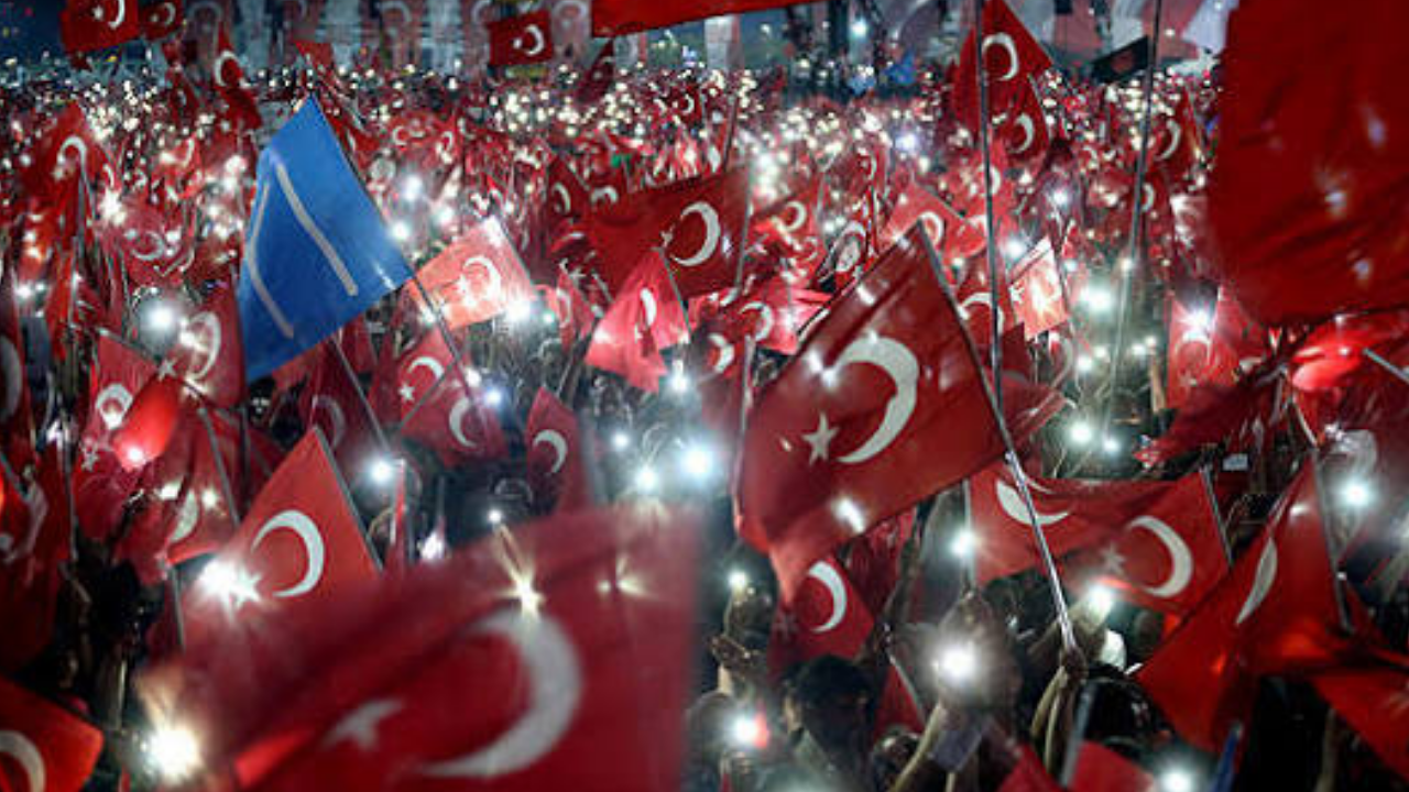 15 Temmuz resmi tatil mi?