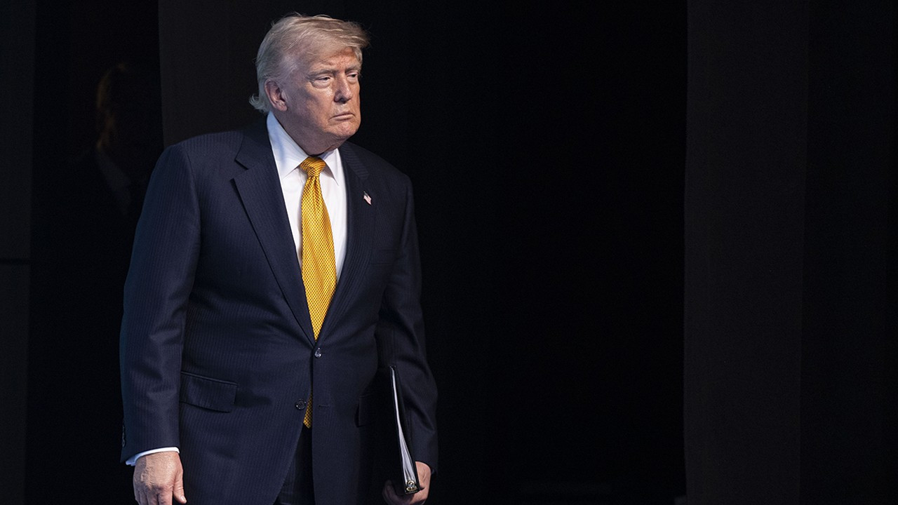 Trump duyurdu: İran'a deniz ablukası yeniden başladı