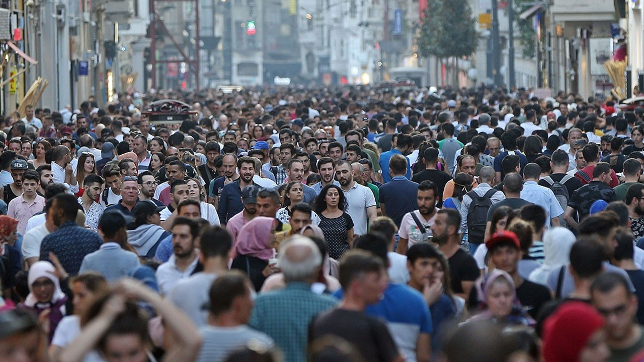 Türkiye'de 2,5 milyon kişi il değiştirdi: En fazla göçü hangi şehir aldı?
