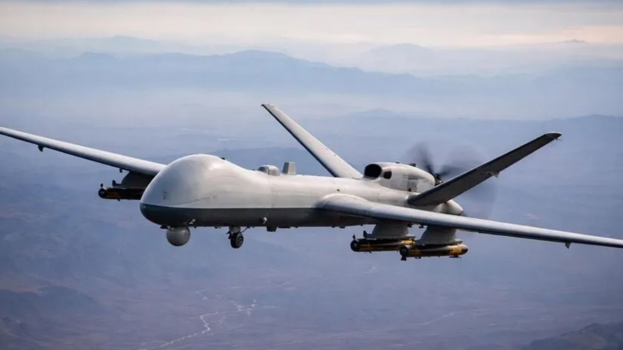İran: ABD'ye ait MQ-9 tipi İHA düşürdük