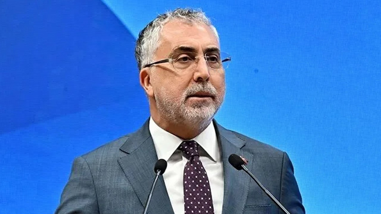 Bakan Işıkhan'dan dijital dönüşüm mesajı: Emek ve alın terine biçilen değer değişmeyecek