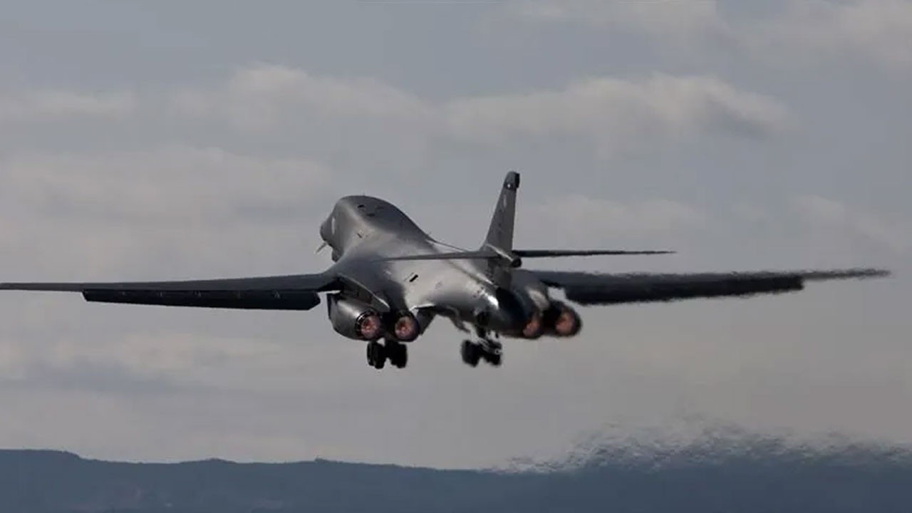 Axios: ABD, İran'da yeniden B-1 bombardıman uçaklarıyla saldırıyor