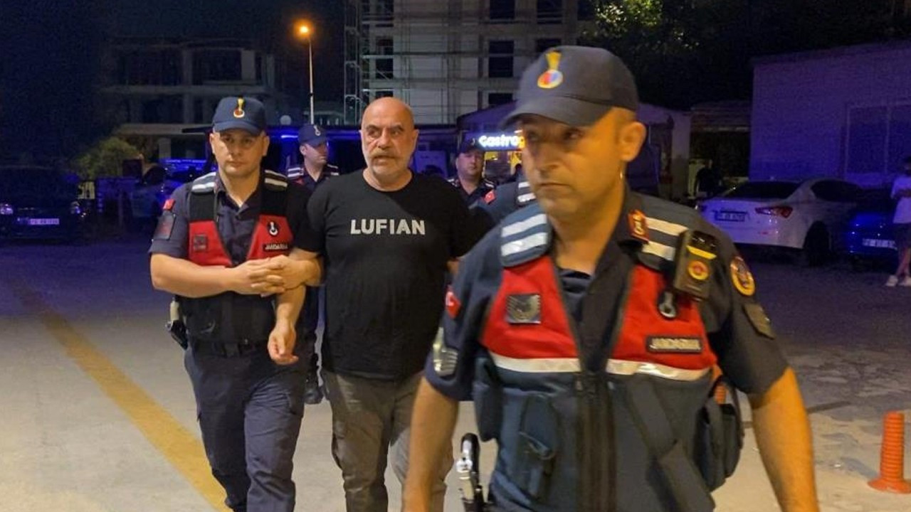 Yönetmen Ezel Akay serbest bırakıldı, kardeşi tutuklandı