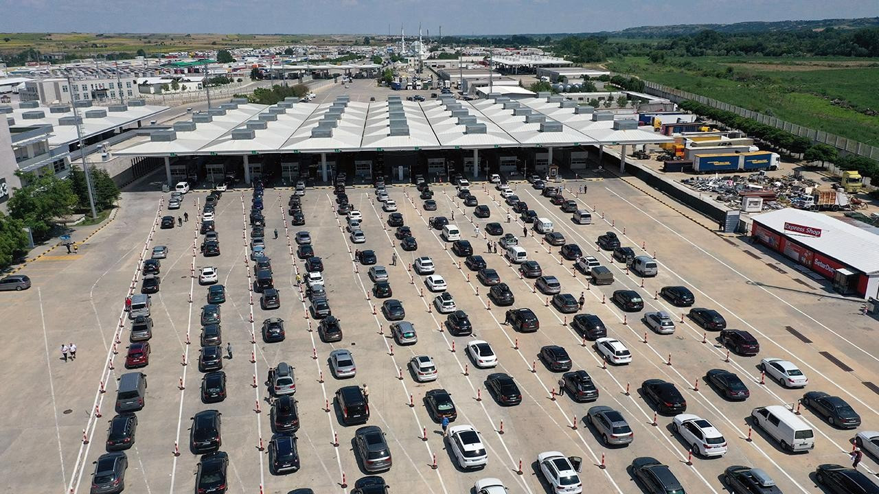 Sınır geçişinde yeni dönem: 3 Ağustos'ta uygulama başlıyor