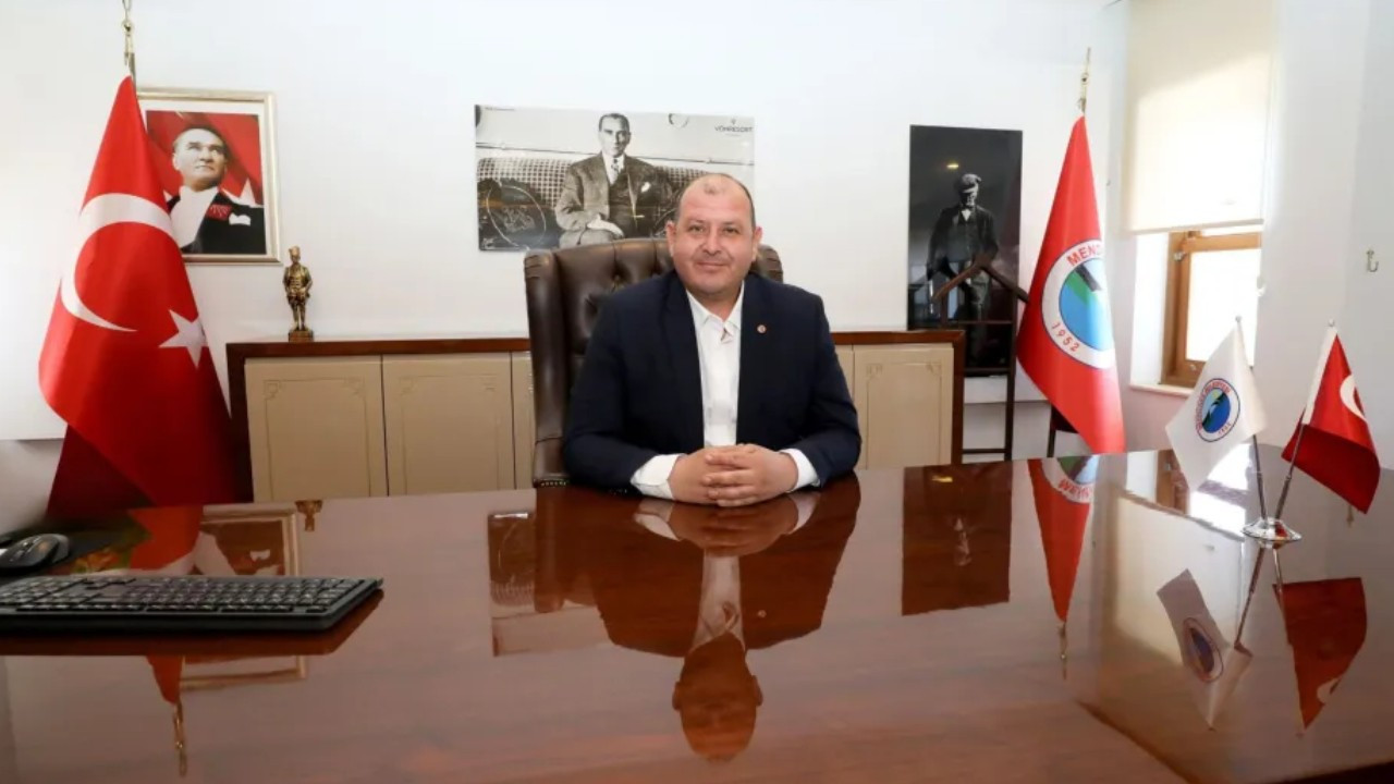 İzmir'de Menderes Belediyesi'ne operasyon: Belediye Başkanı İlkay Çiçek gözaltına alındı