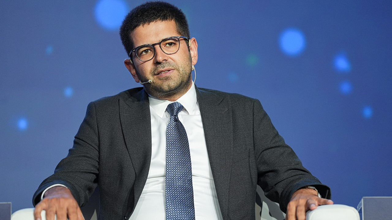 Dağlıoğlu'ndan küresel rekabet mesajı: Yapay zeka yatırımlarında ABD ve Çin önde